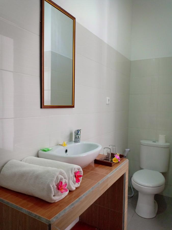 Dwiki Putra Home Stay Nusa Lembongan  Ngoại thất bức ảnh